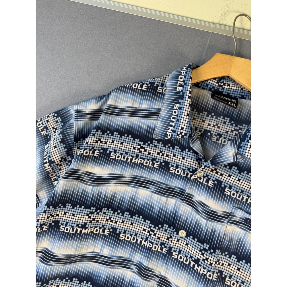 Southpole Mens XXL Blue Geometric Logo Print Short Sleeve Button Down Shirt Y2K